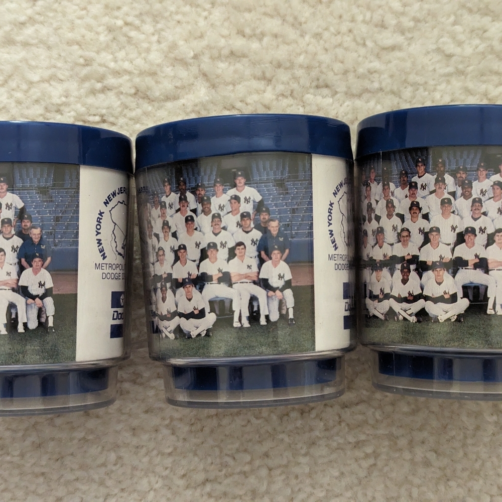 1980s Vintage Eagle Yankees set of 3 Coffee mugs.